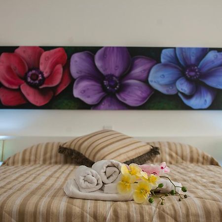 דירות לרנקה Operetta House מראה חיצוני תמונה